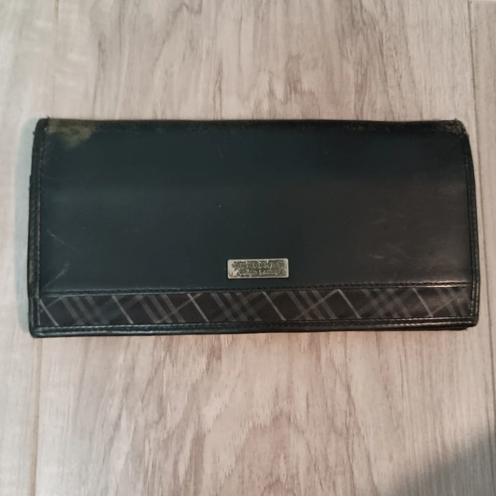Burberry Long Wallet Nova Check Black Plate Logo Men Women